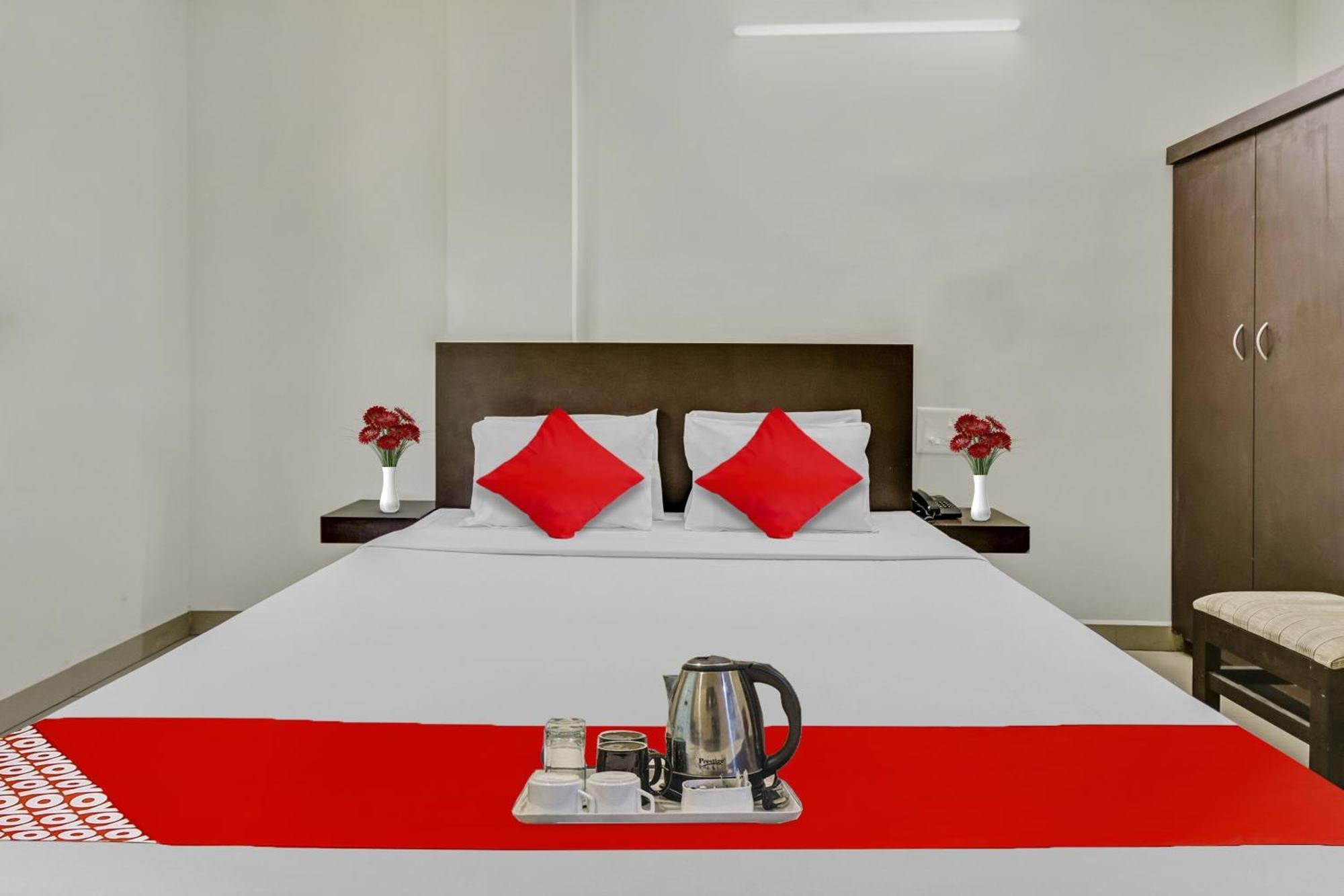 Hotel O Kalapurackal Residency Thekkady Exterior foto