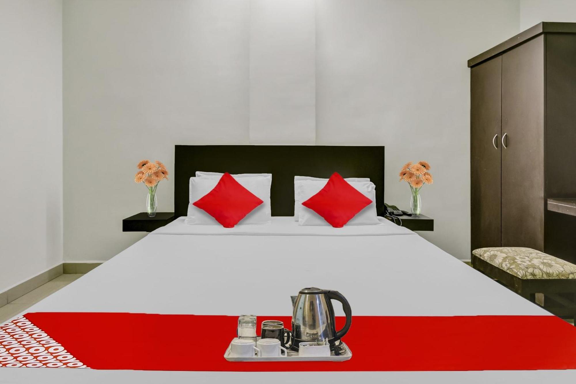 Hotel O Kalapurackal Residency Thekkady Exterior foto