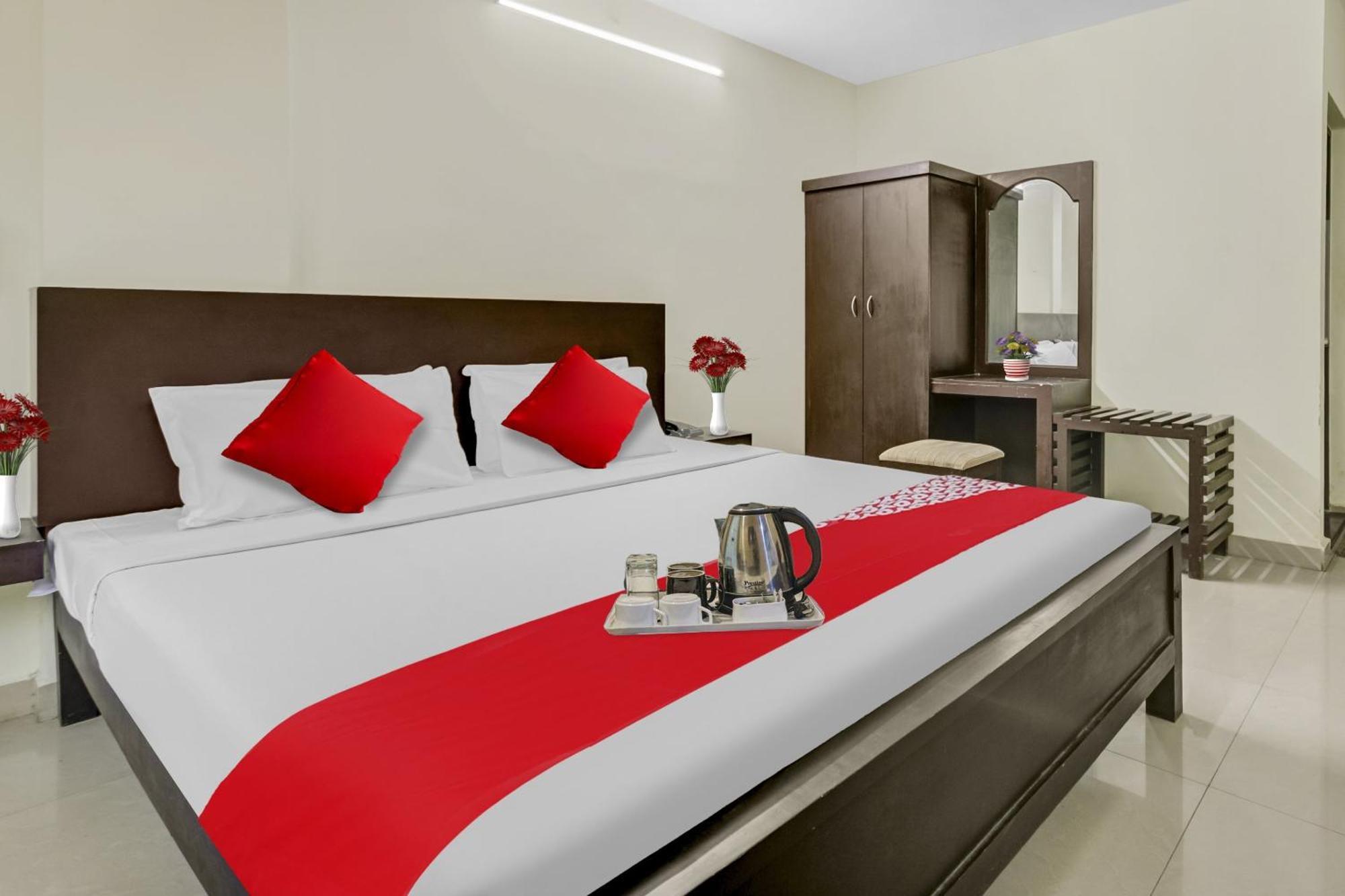 Hotel O Kalapurackal Residency Thekkady Exterior foto